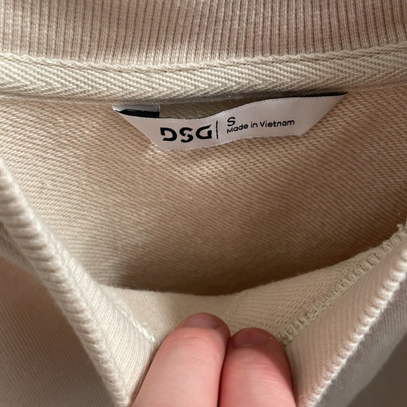 DSG Crewneck - Picture 2 of 3